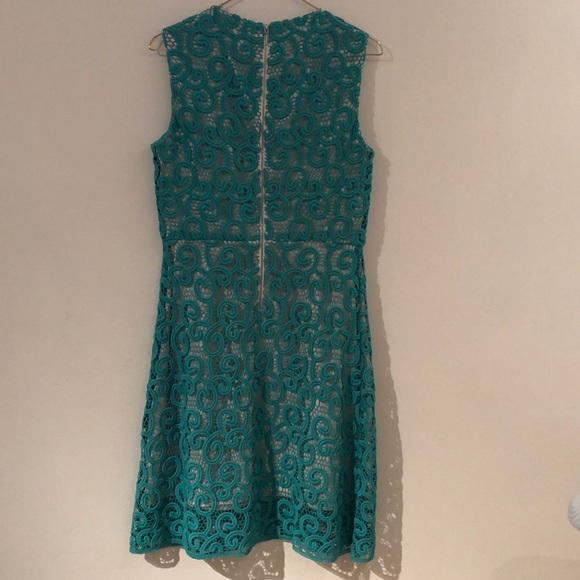 Elie Tahari Lolly Scroll Lace Dress GORGEOUS cocktail dress - Picture 2 of 8